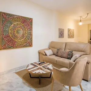 Charming Corners Romero Apartment