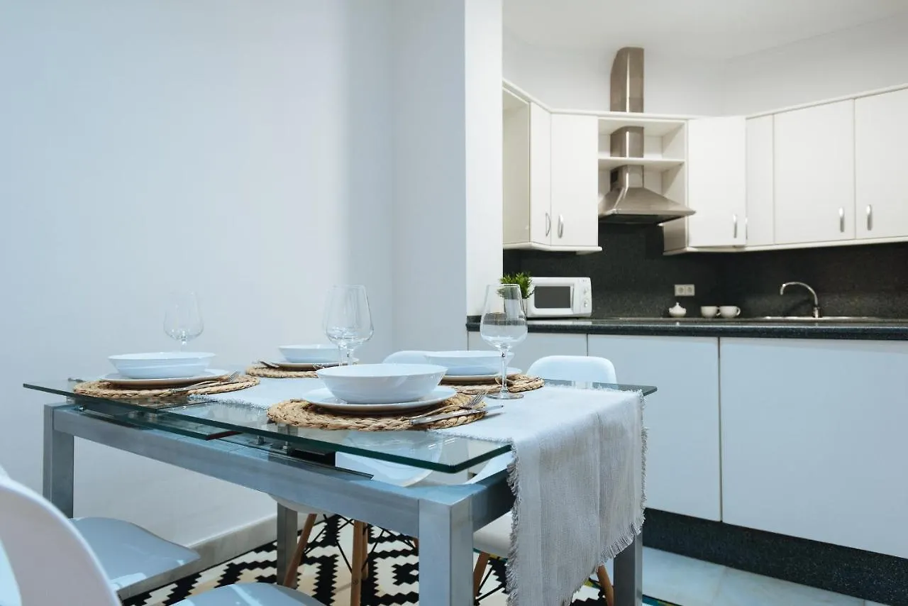 Holi-Rent Lanza Apartman Sevilla